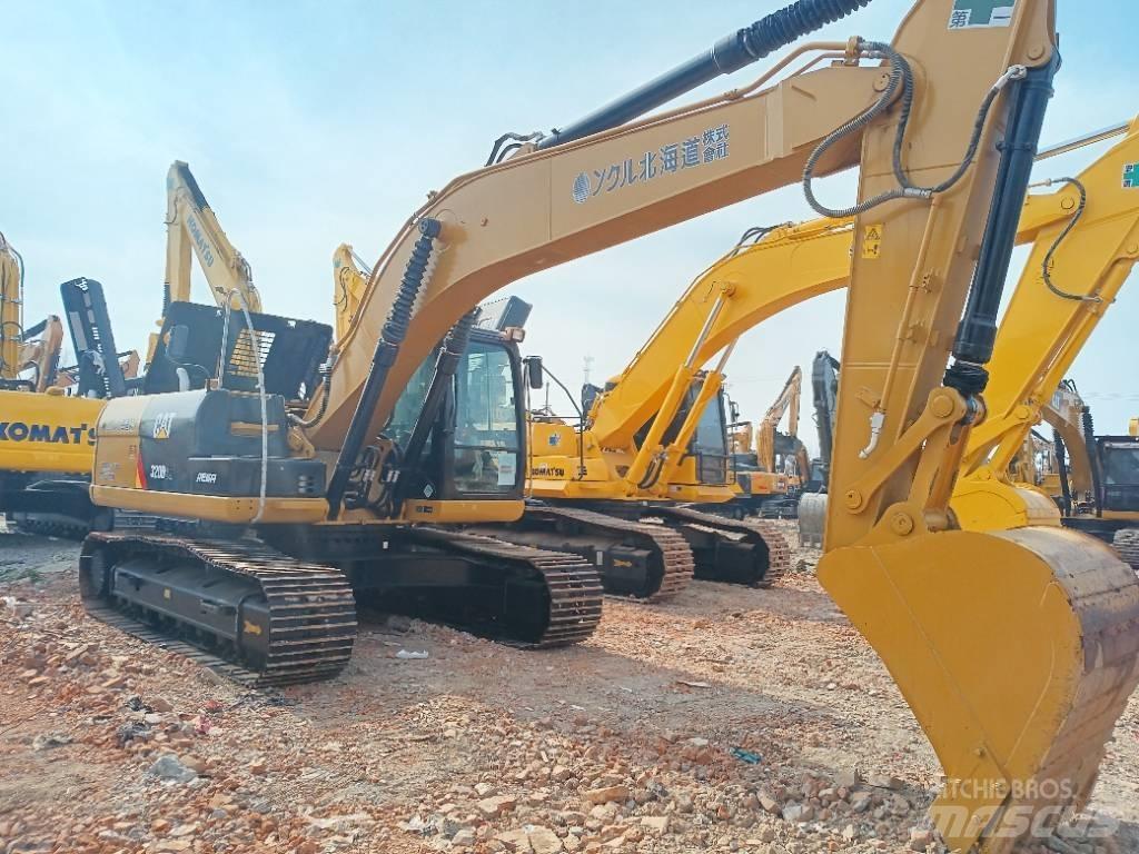 CAT 320D2 Средни екскаватори 7т - 12т