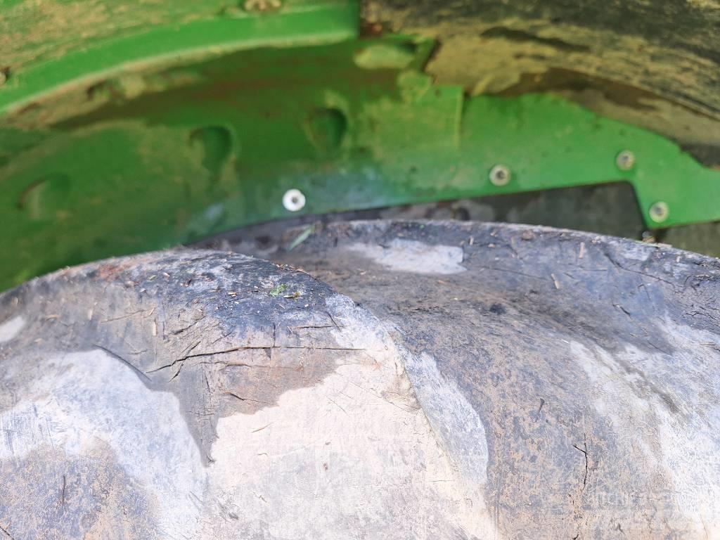 John Deere 5125R Трактори