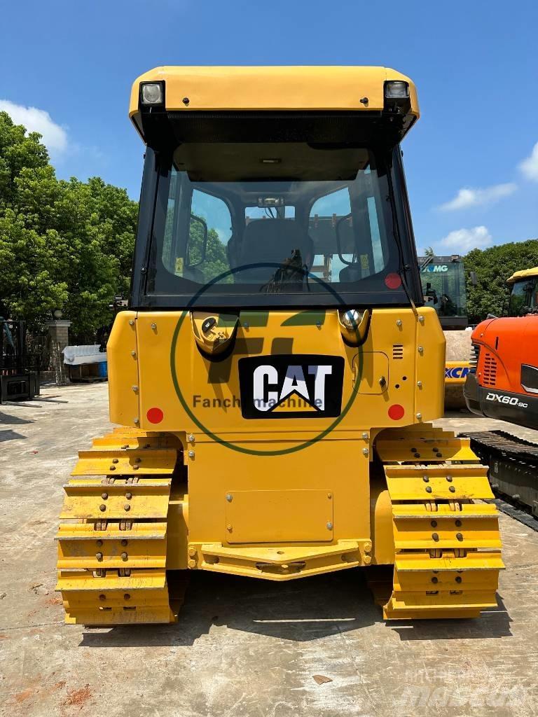 CAT D 5 K Верижни булдозери
