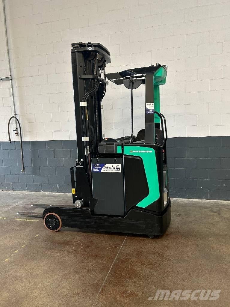 Mitsubishi RB 16N2C Ретрак/ Високоповдигач с изместване на вилката напред