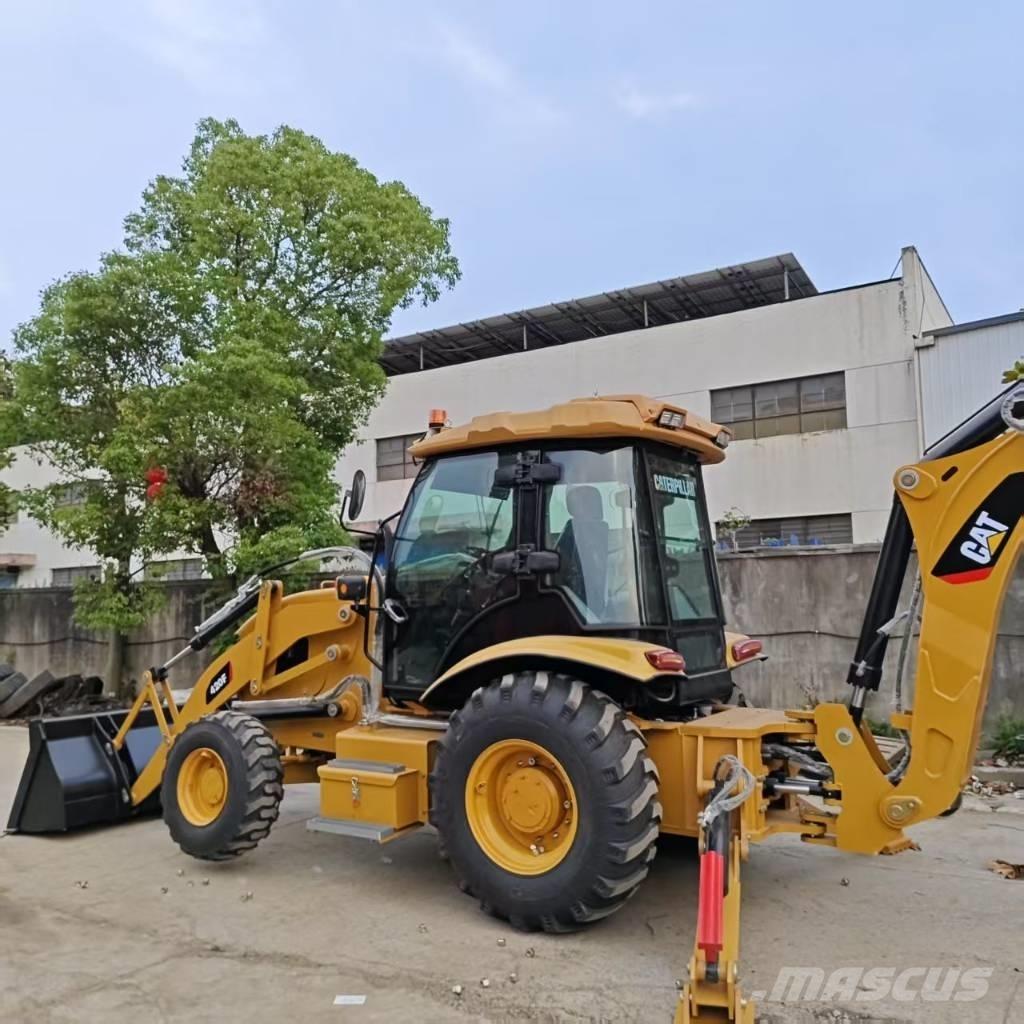 CAT 420 F Товарач със заден ексватор