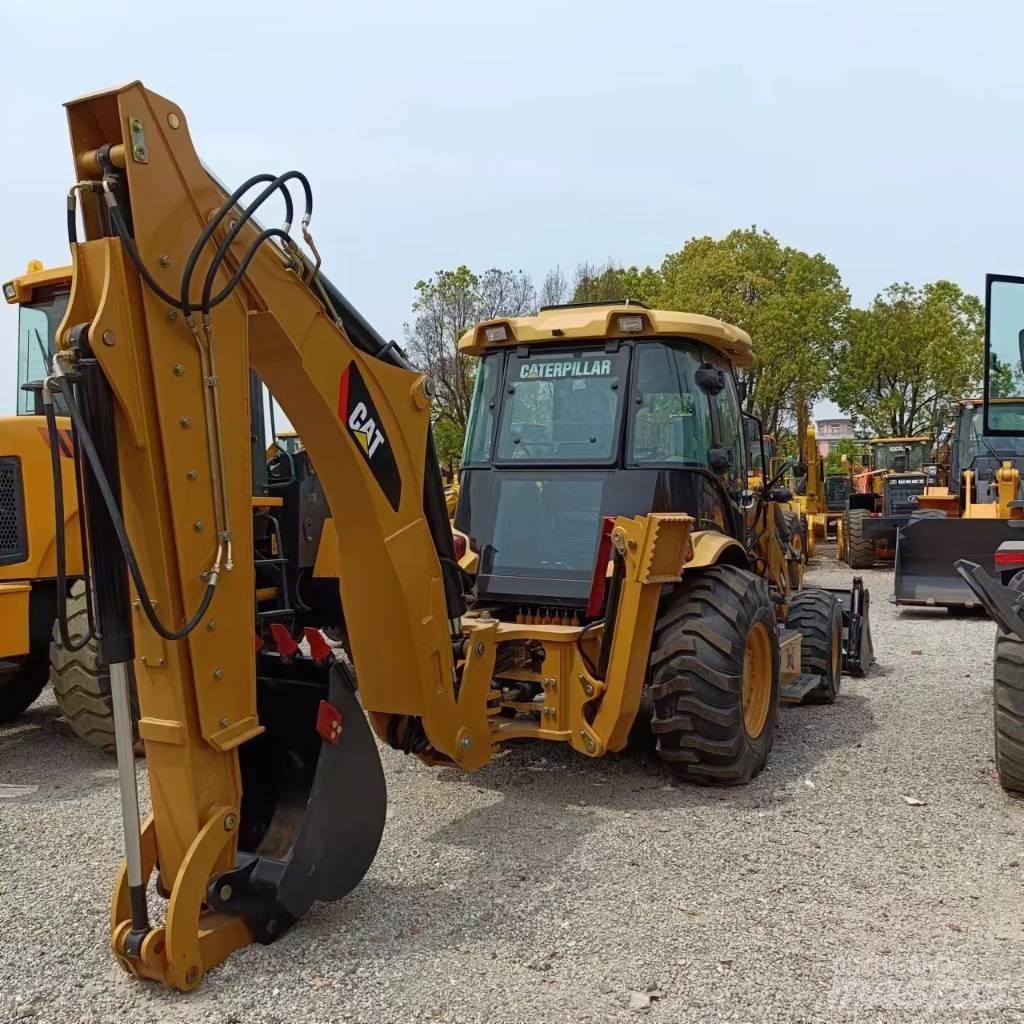 CAT 420 F Товарач със заден ексватор