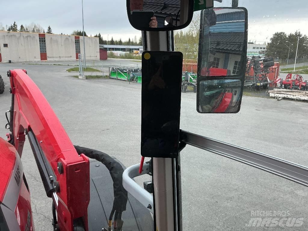 Massey Ferguson 8 S Трактори