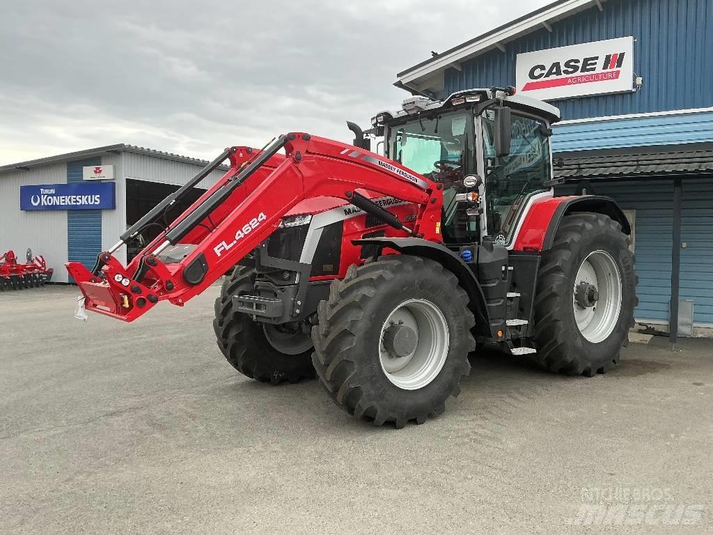 Massey Ferguson 8 S Трактори