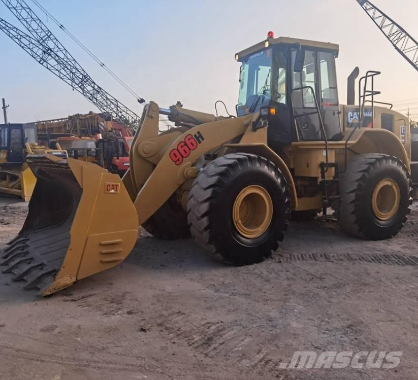 CAT 966H Колесни товарачи