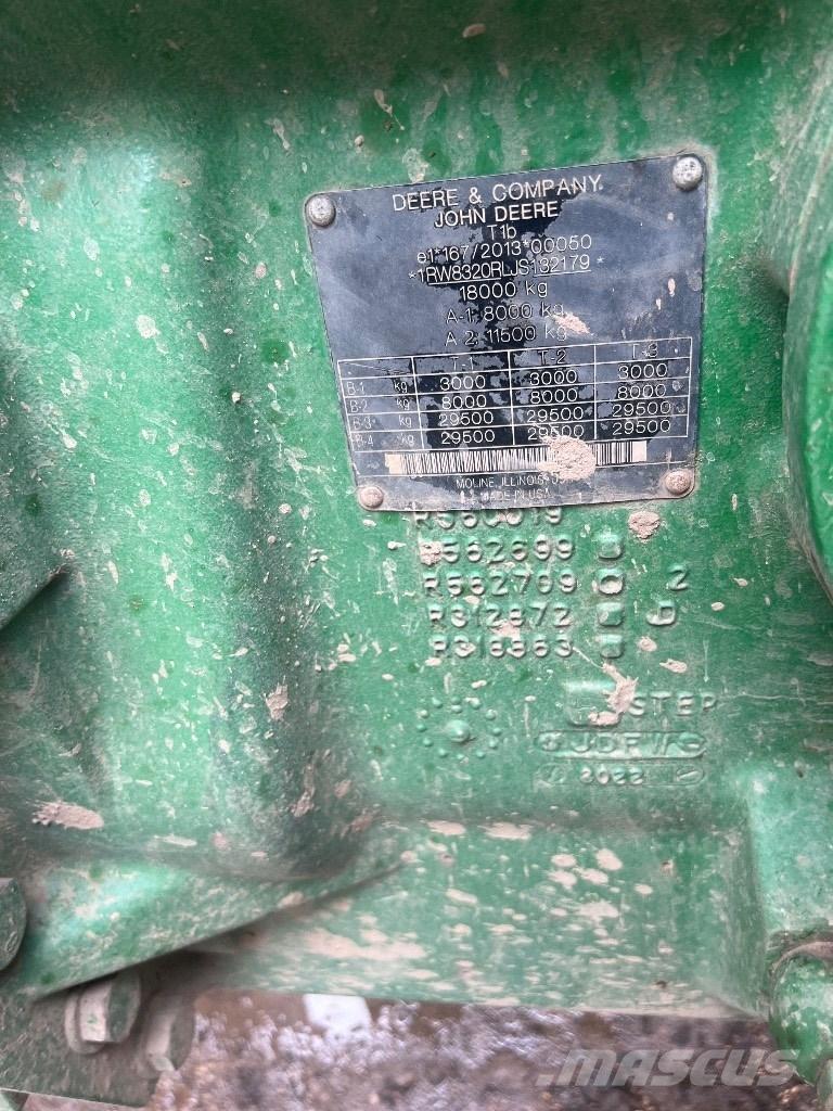 John Deere 8320R Трактори