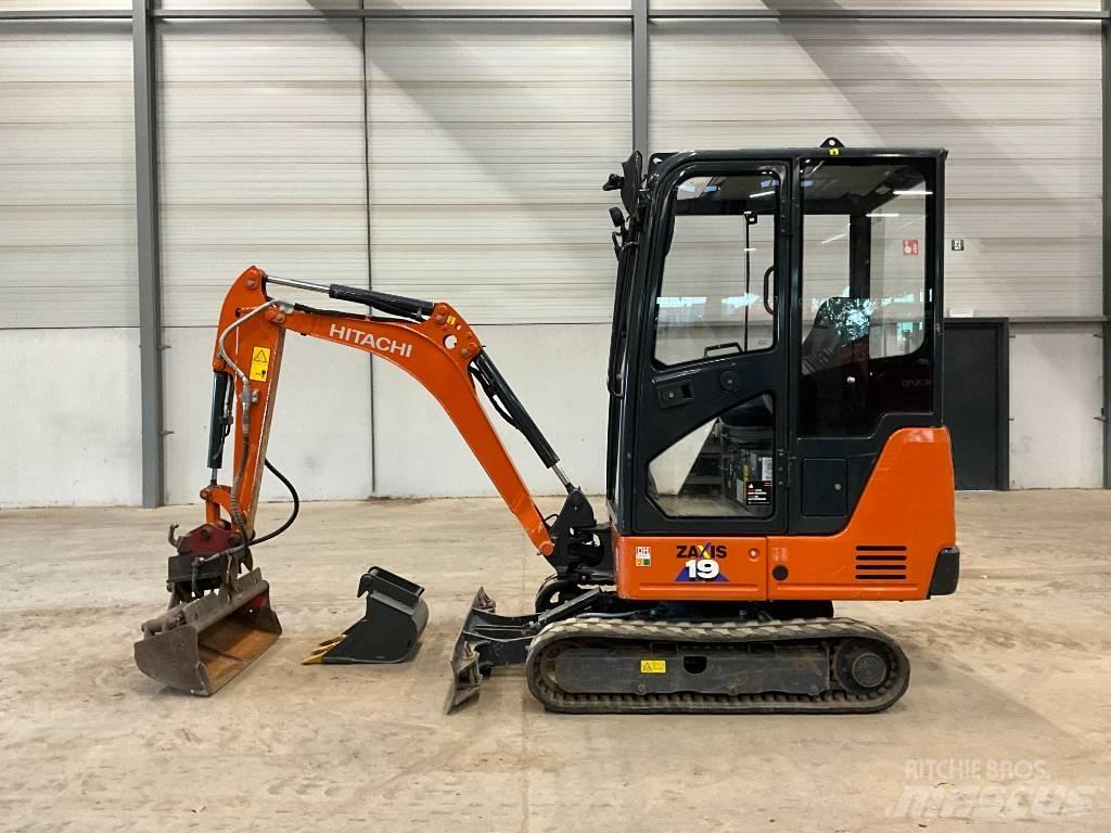 Hitachi ZX 19-6 Мини екскаватори < 7 т