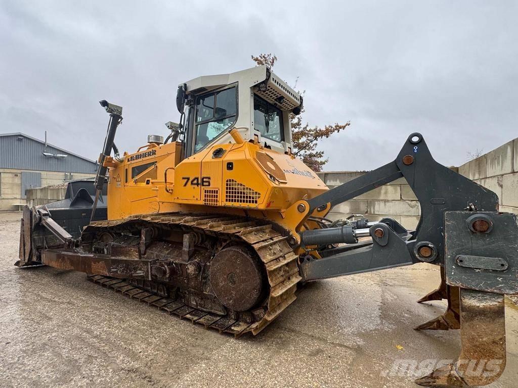 Liebherr PR 746 L Верижни булдозери
