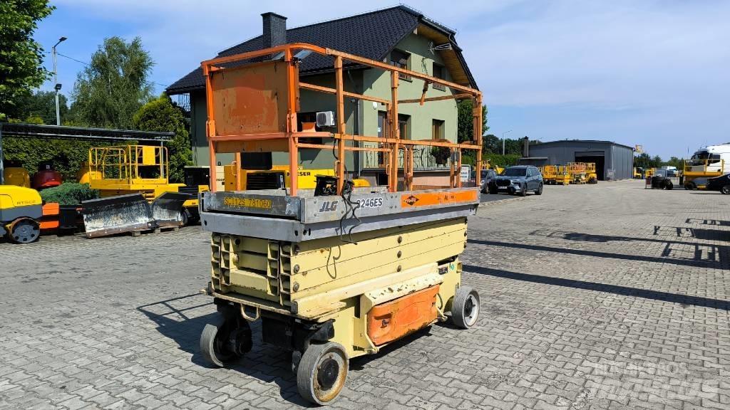 JLG 3246 ES Ножични работни платформи