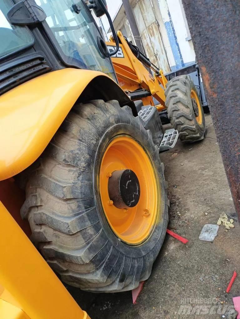 JCB 3 CX Колесни екскаватори