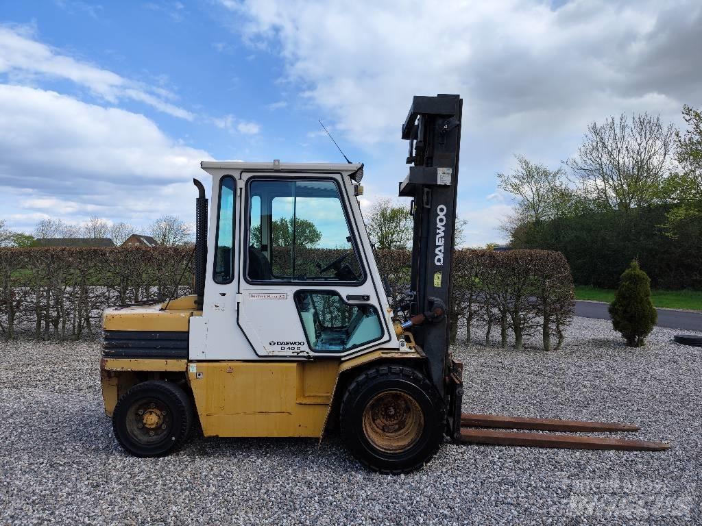Daewoo D 40 S Дизелови камиони