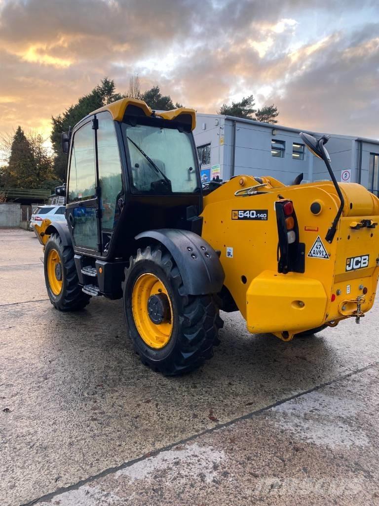 JCB 540-140 Телескопични товарачи