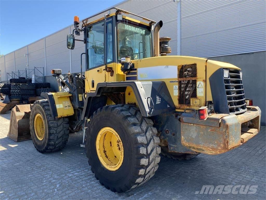 Komatsu WA250PZ-5 Колесни товарачи