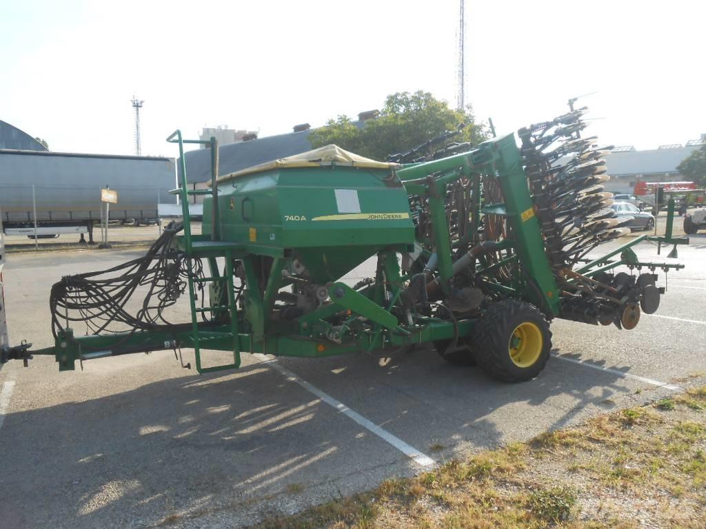 John Deere 740 A Редосеялки
