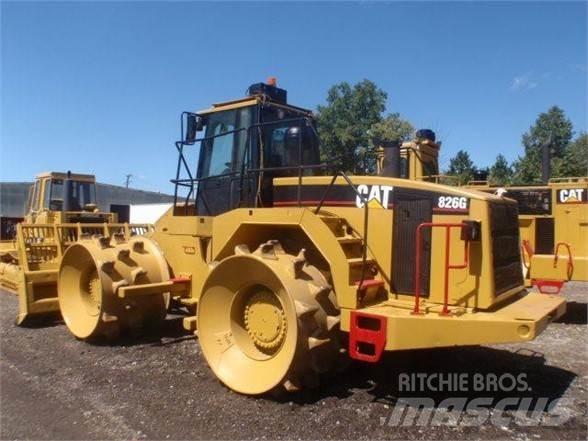 CAT 826G Машини за опаковане на отпадъци
