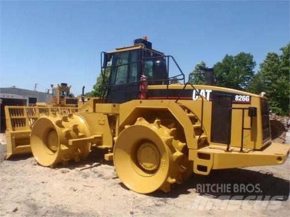 CAT 826G Машини за опаковане на отпадъци