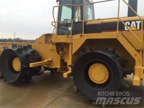 CAT 826G II Машини за опаковане на отпадъци