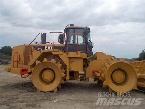 CAT 826H Машини за опаковане на отпадъци