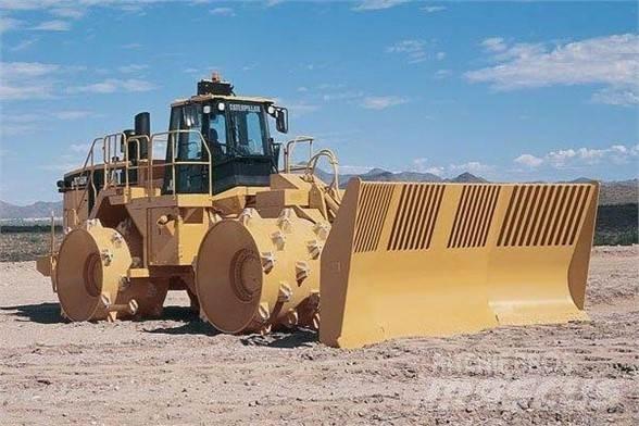 CAT 836H Машини за опаковане на отпадъци