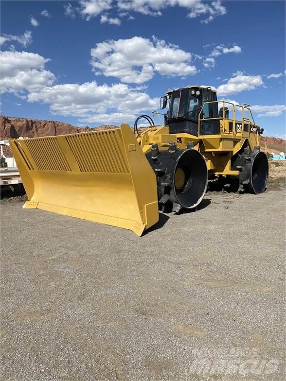 CAT 836H Машини за опаковане на отпадъци