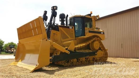 CAT D8T Верижни булдозери
