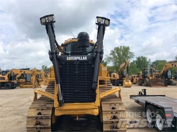 CAT D8T Верижни булдозери
