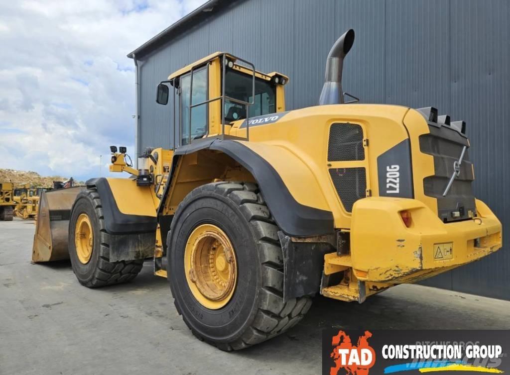 Volvo L 220 G Колесни товарачи