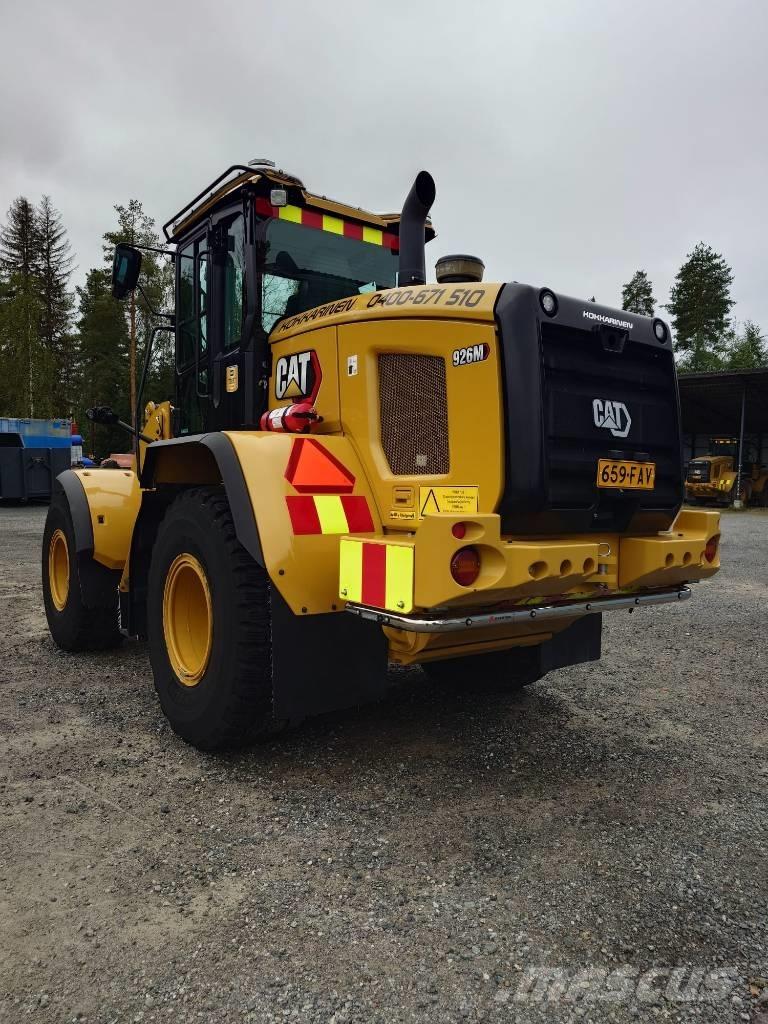 CAT 926M Колесни товарачи