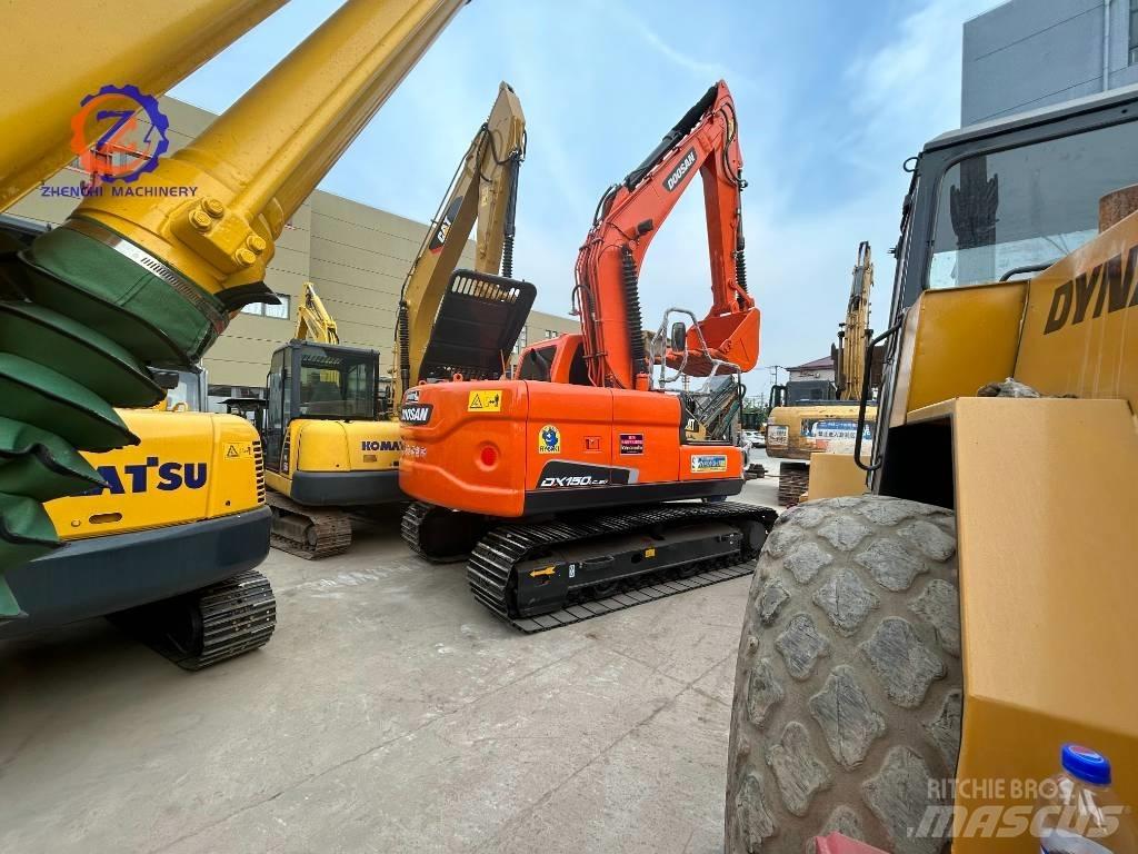 Doosan DX 150 Средни екскаватори 7т - 12т