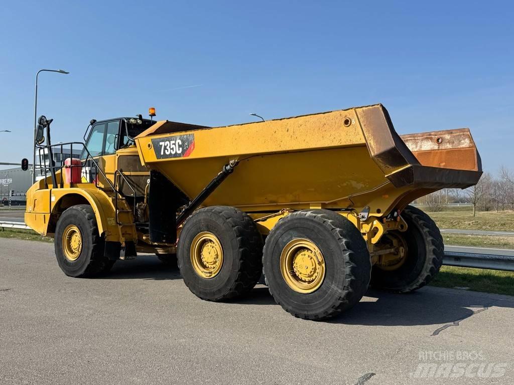 CAT 735C Дъмпери/моторни превозни средства