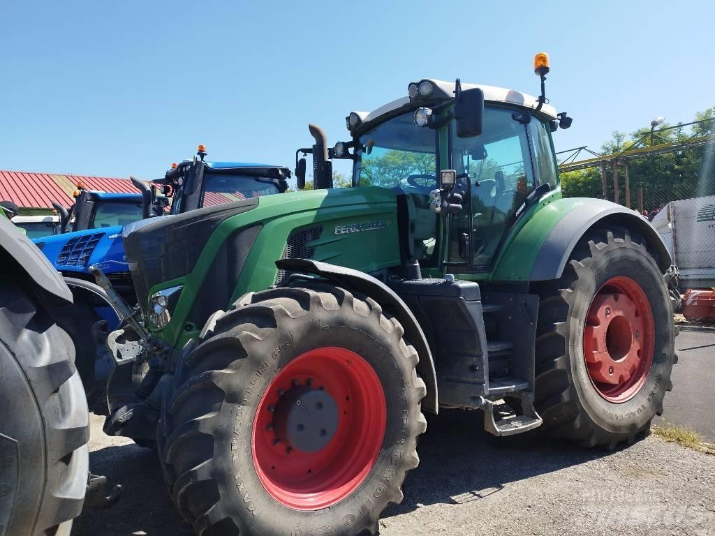 Fendt 933 Vario Трактори