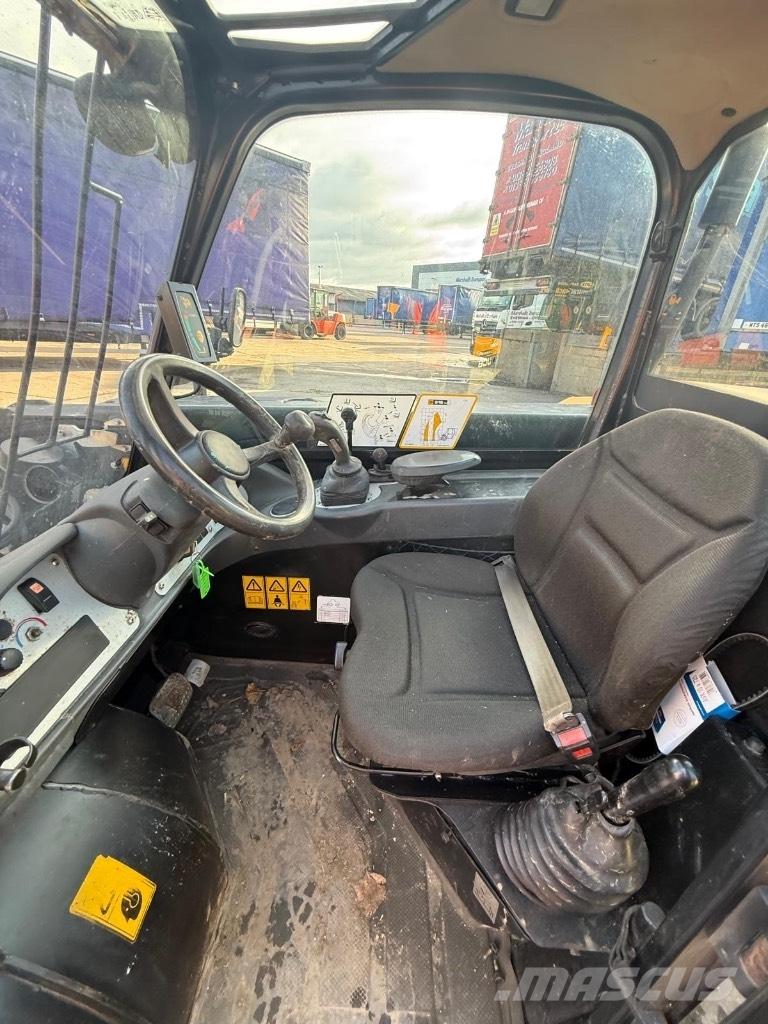 JCB 515-40 Телескопични товарачи