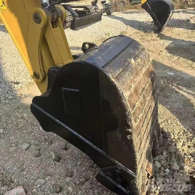 CAT 307 Верижен екскаватор