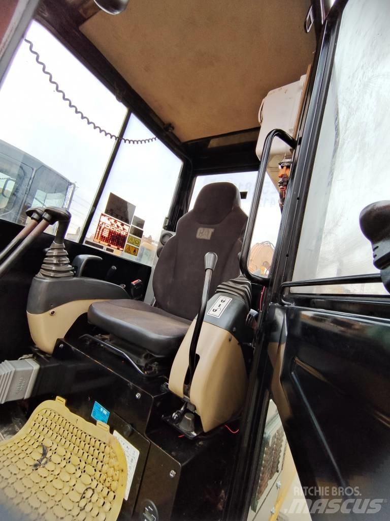 CAT 305.5E Мини екскаватори < 7 т