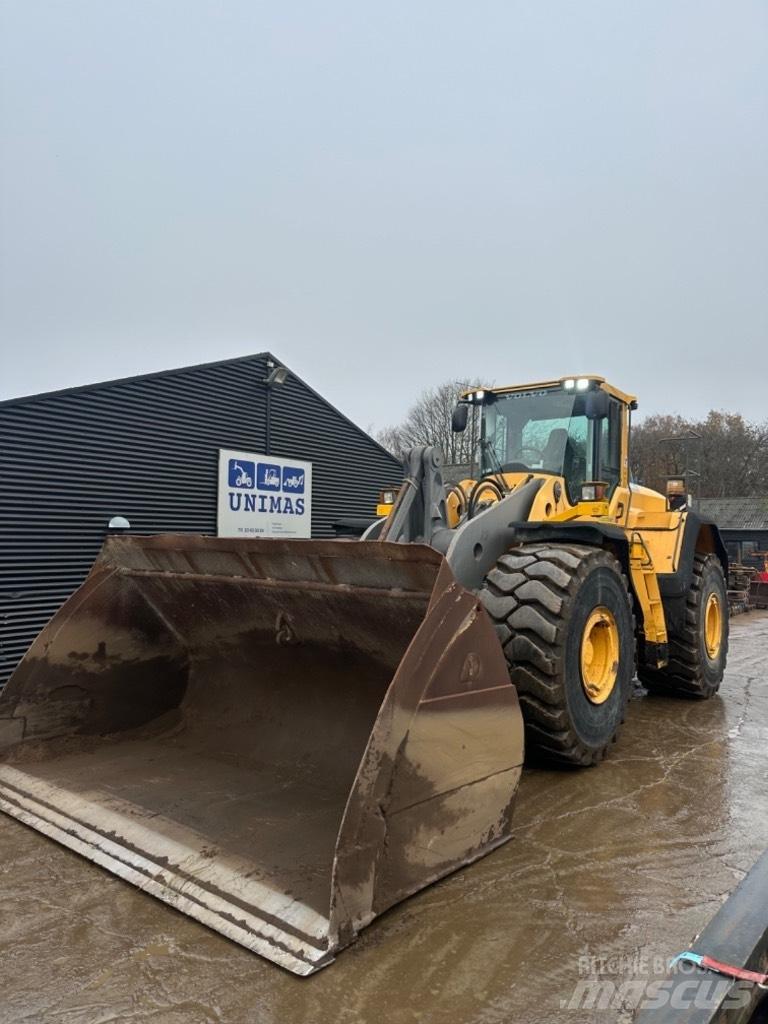 Volvo L 220 G Колесни товарачи