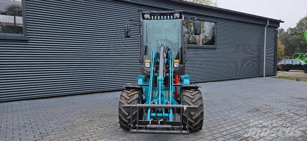 Wolf R906 Колесни товарачи