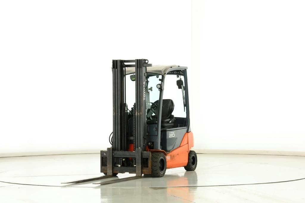 Toyota 8-FBM-20-T Електрически вилични кари-повдигачи