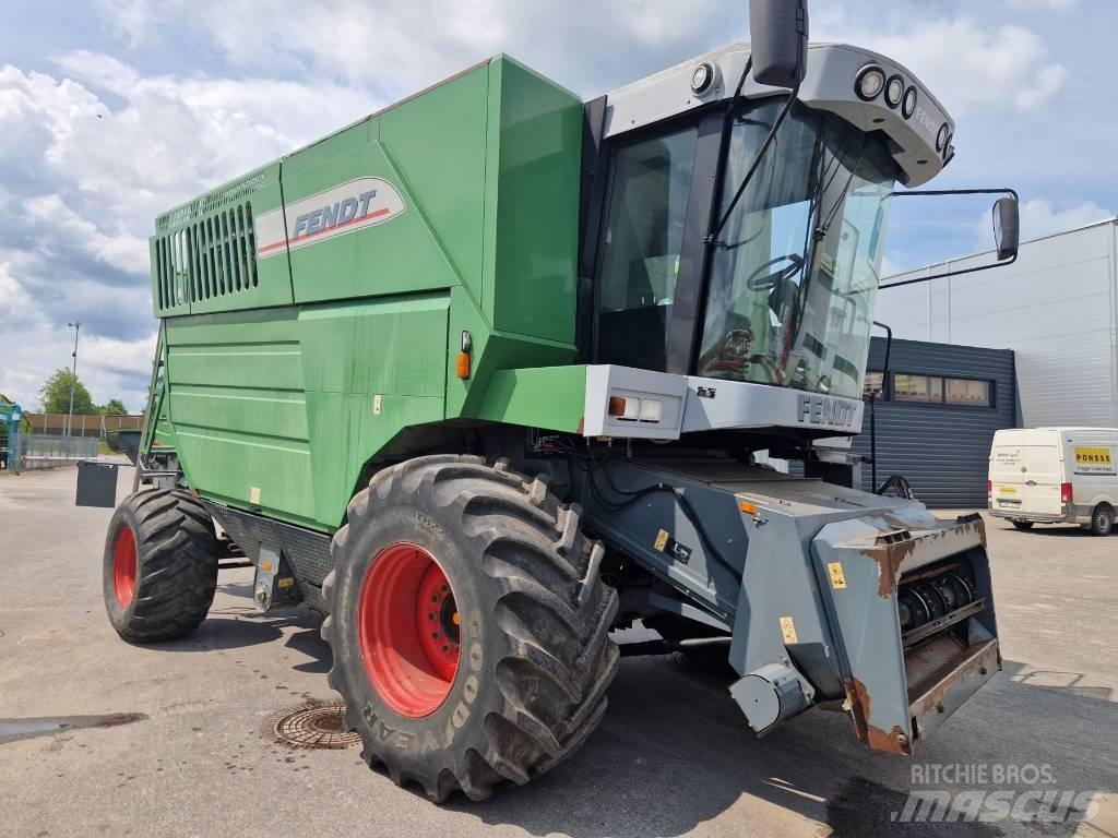 Fendt 8350 Комбайни