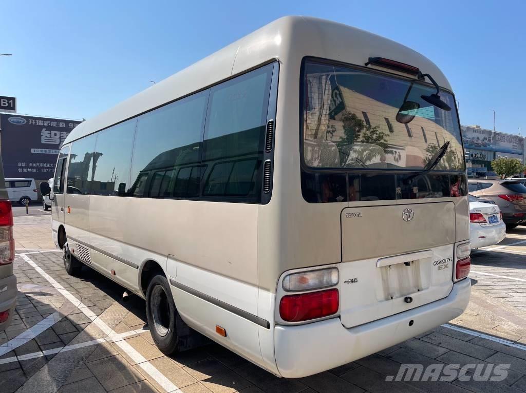 Toyota Coaster Bus Мини бусове