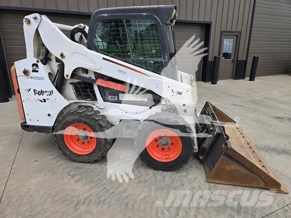 Bobcat S590 Мини товарачи
