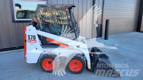 Bobcat S70 Мини товарачи
