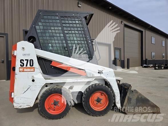 Bobcat S70 Мини товарачи
