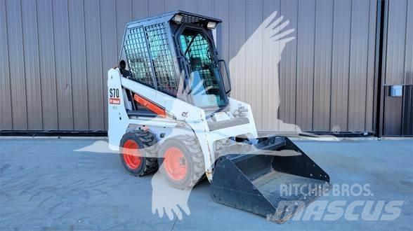 Bobcat S70 Мини товарачи
