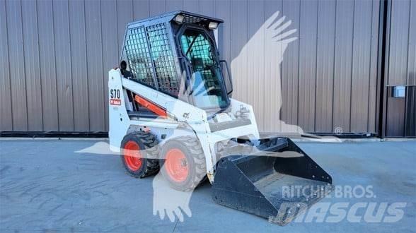 Bobcat S70 Мини товарачи
