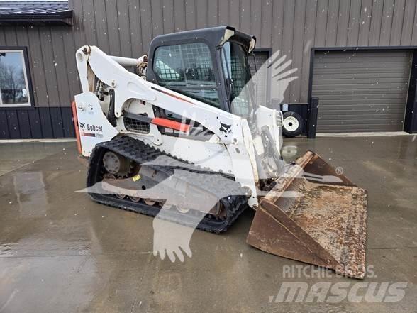 Bobcat T750 Мини товарачи
