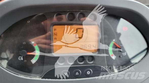Hitachi ZW80 Колесни товарачи