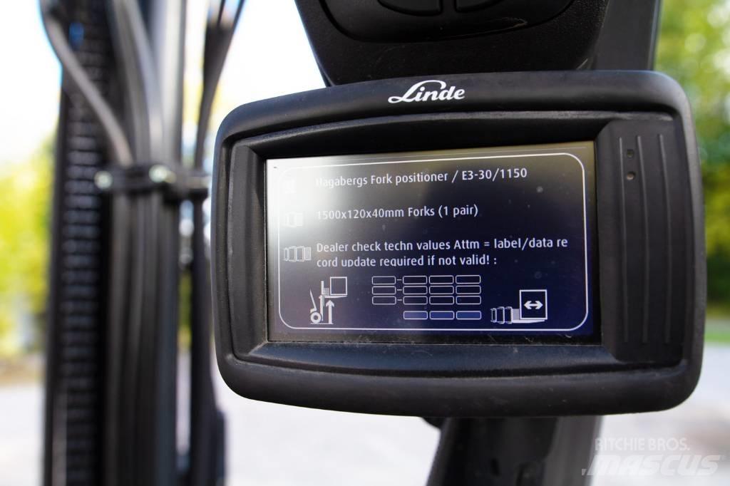 Linde E30-01 Електрически вилични кари-повдигачи