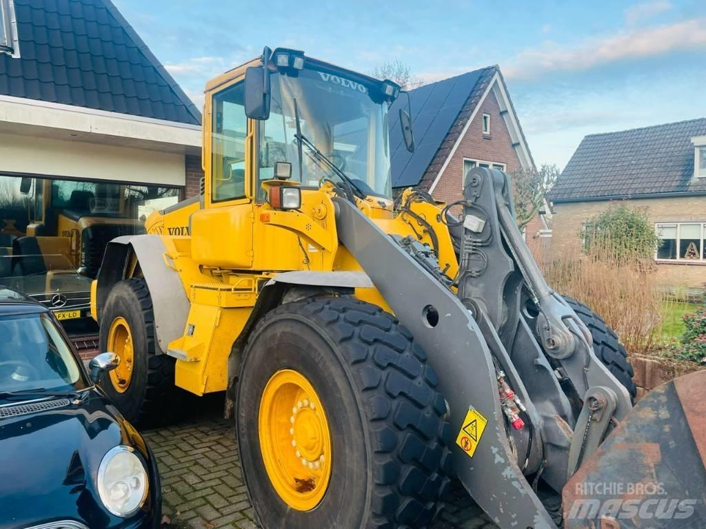 Volvo L90E Колесни товарачи