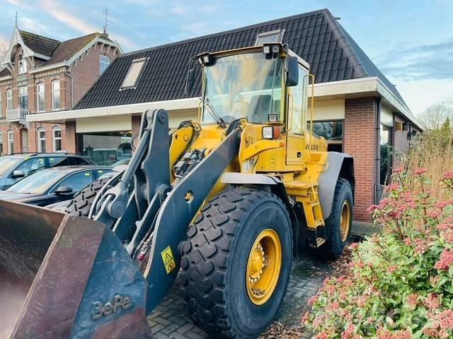 Volvo L90E Колесни товарачи