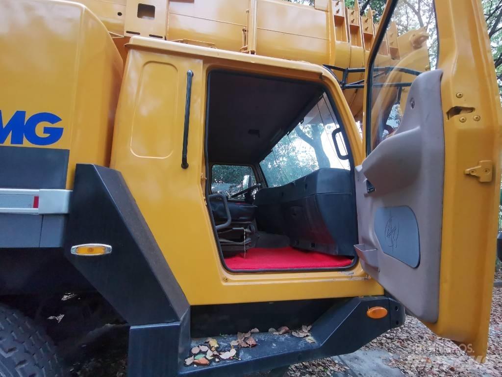 XCMG QY 130 K Всъдеходни кранове
